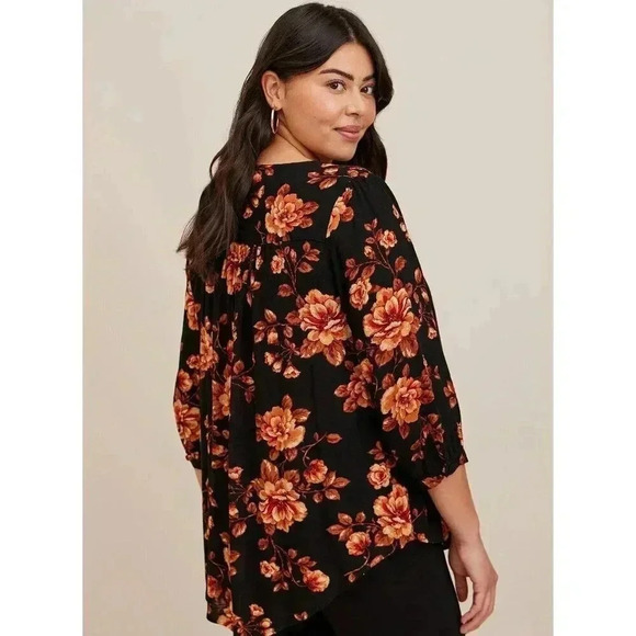 Torrid 5XL Womens Black Floral Print Crepe Chain Detail Blouse 3/4 Sleeves Boho - Picture 2 of 16